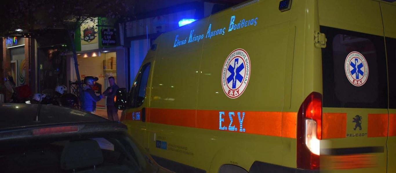 Τροχαίο στη λεωφόρο Ποσειδώνος - Απεγκλωβίστηκε ένα άτομα